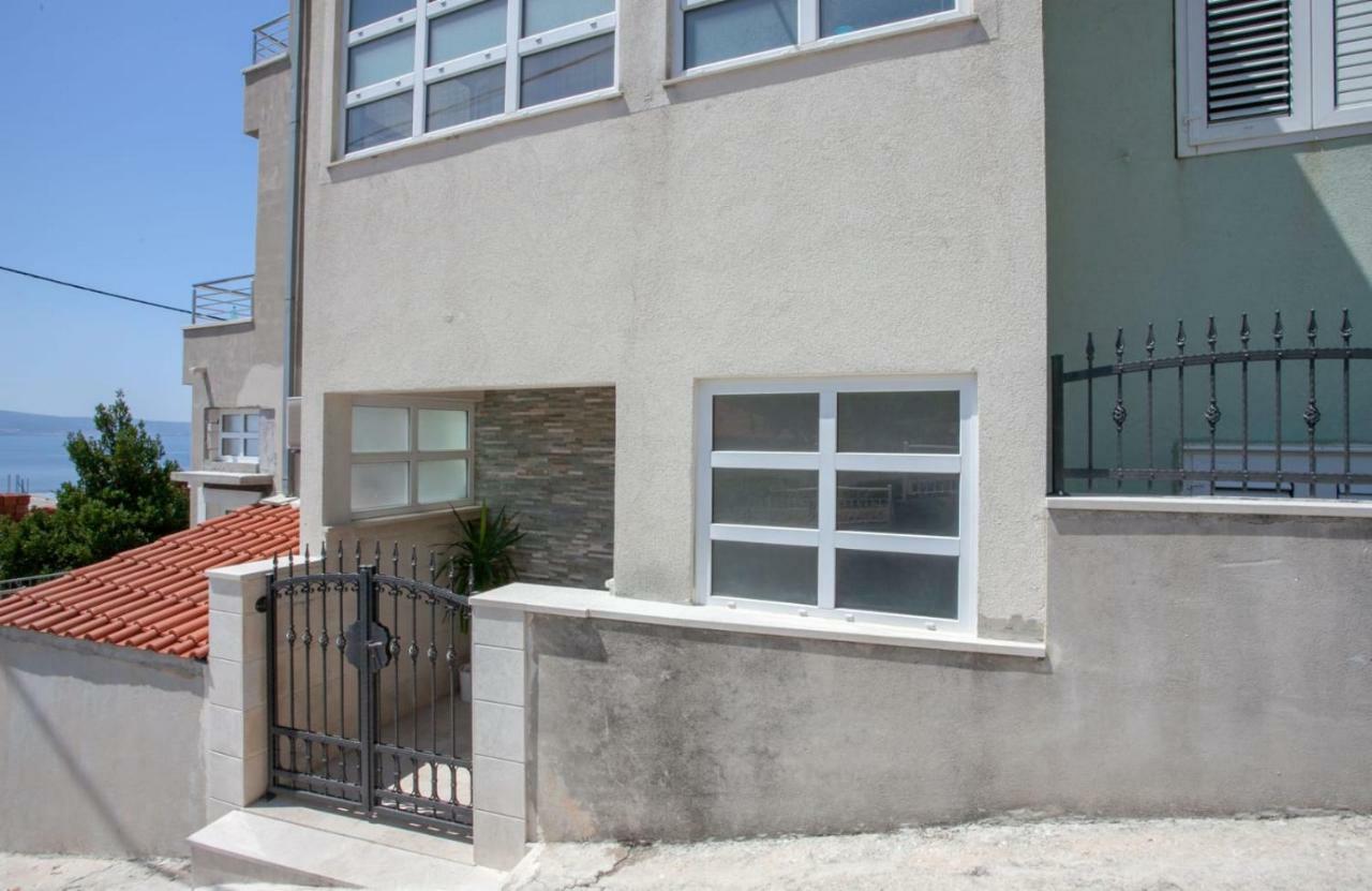 Apartamento Dispet Dugi Rat Exterior foto